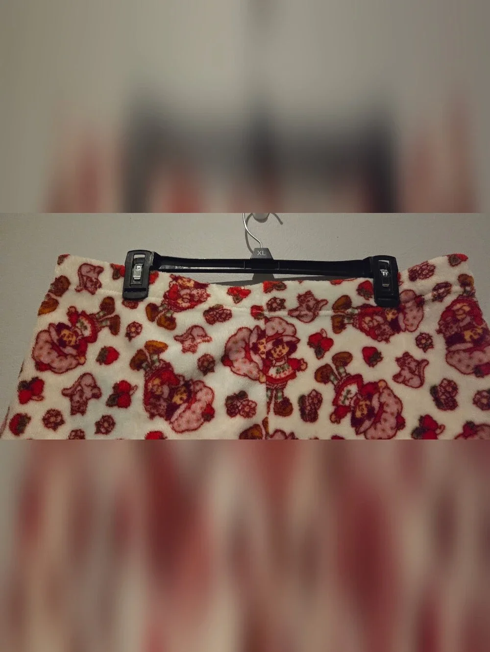 ​Strawberry Shortcake Plush Fleece Pajama Shorts White Red Women's Size 2XL EUC